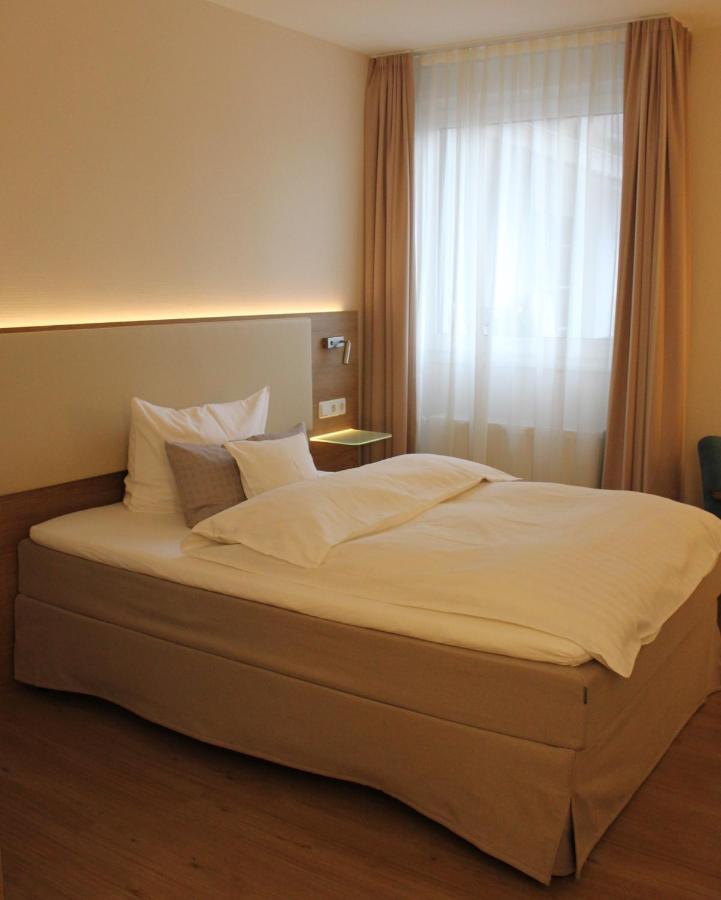 Stuettgens Hotel Velbert Exteriör bild
